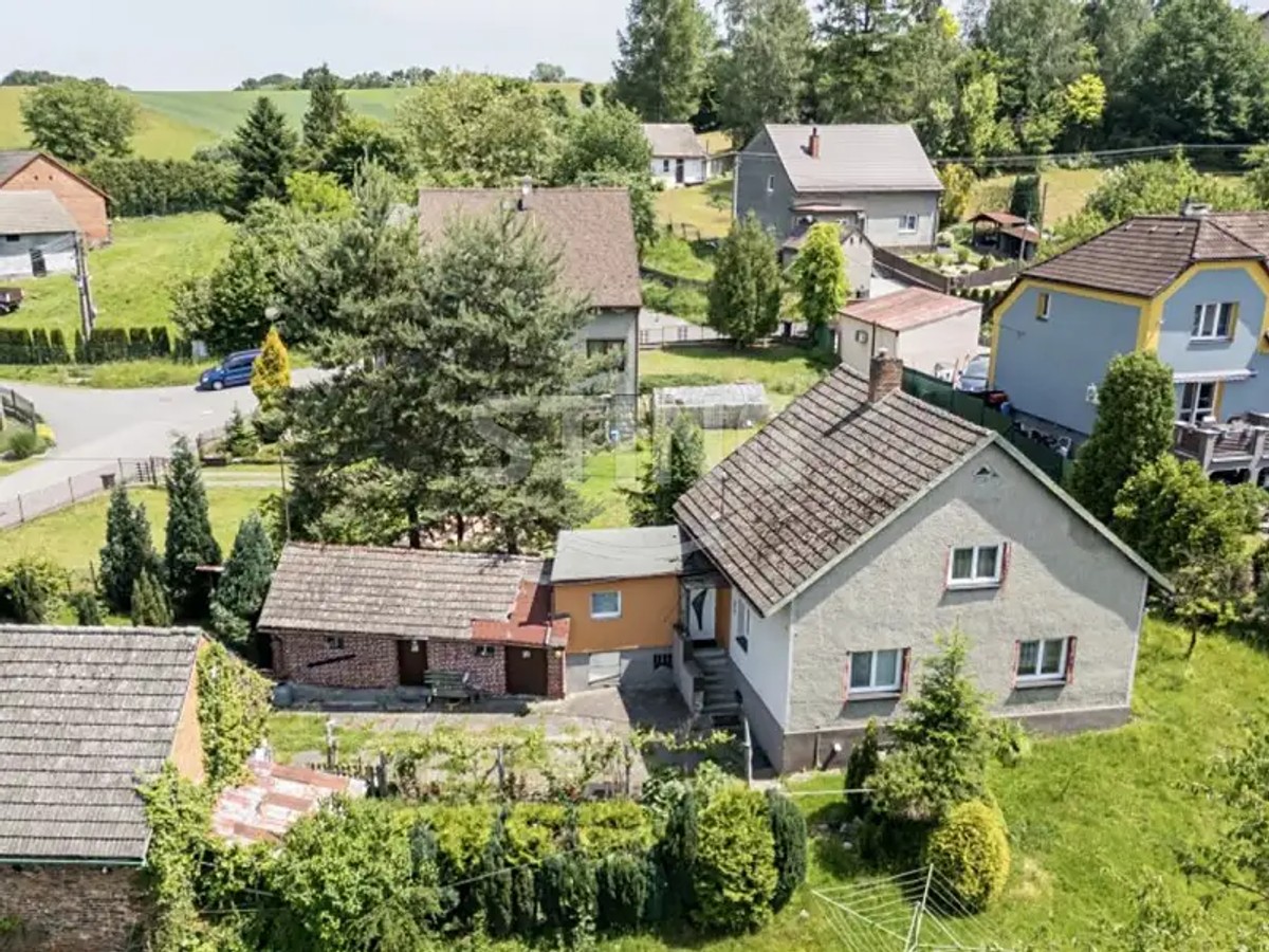 Prodej domu 131 m², pozemek 988 m²