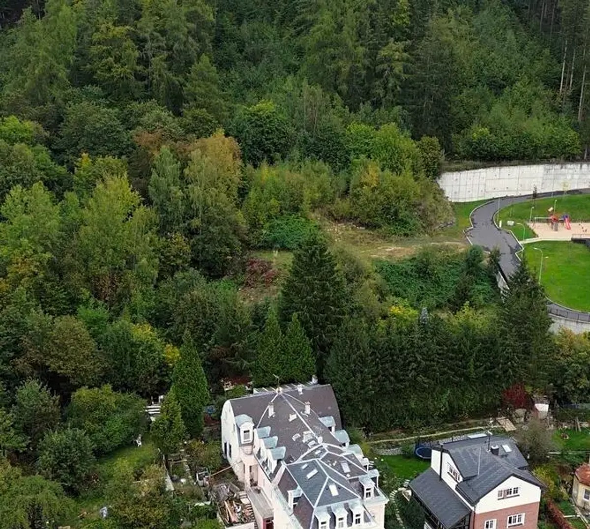 Prodej vily 482 m², pozemek 732 m²