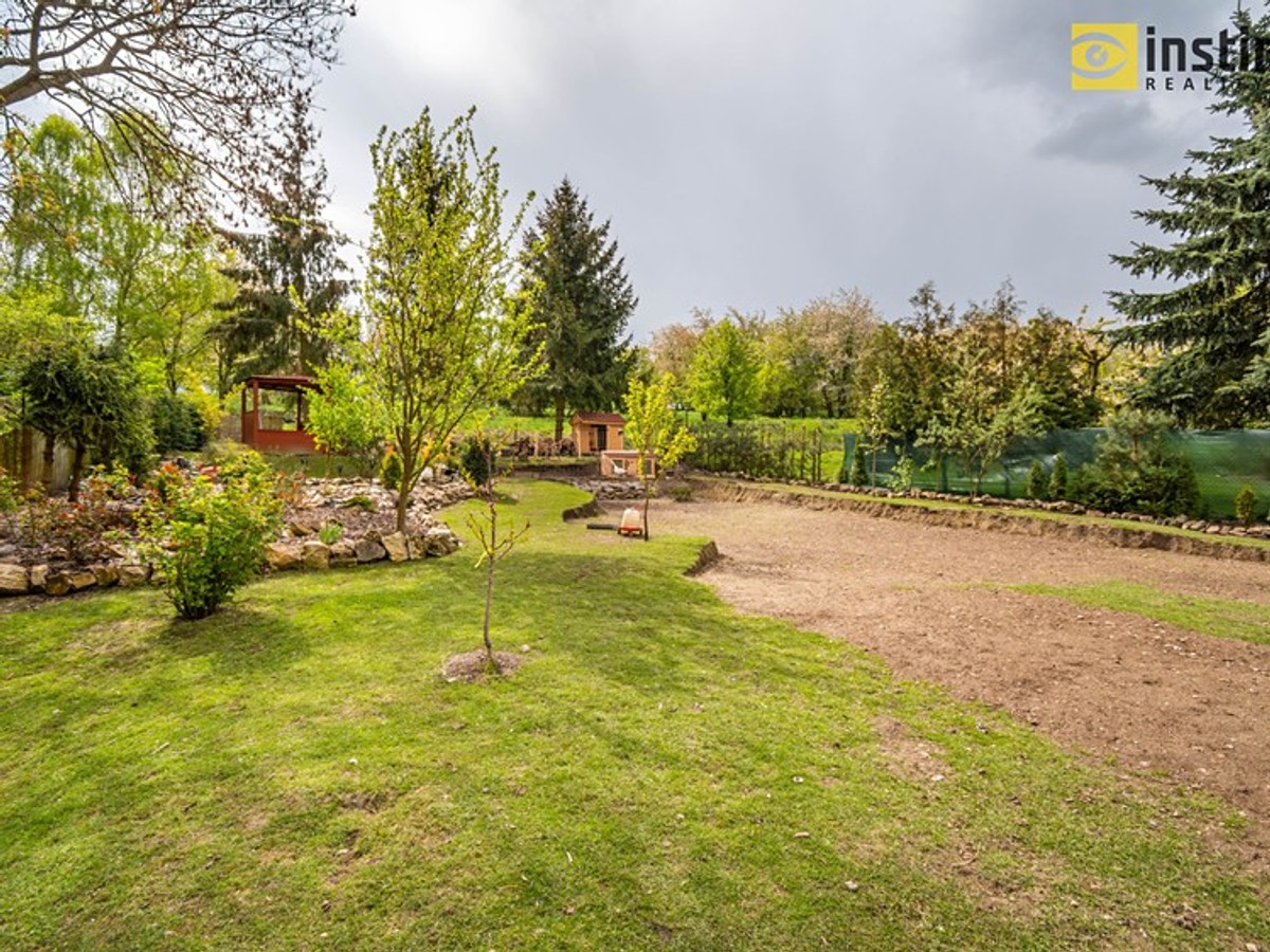 Prodej domu 240 m², pozemek 800 m²