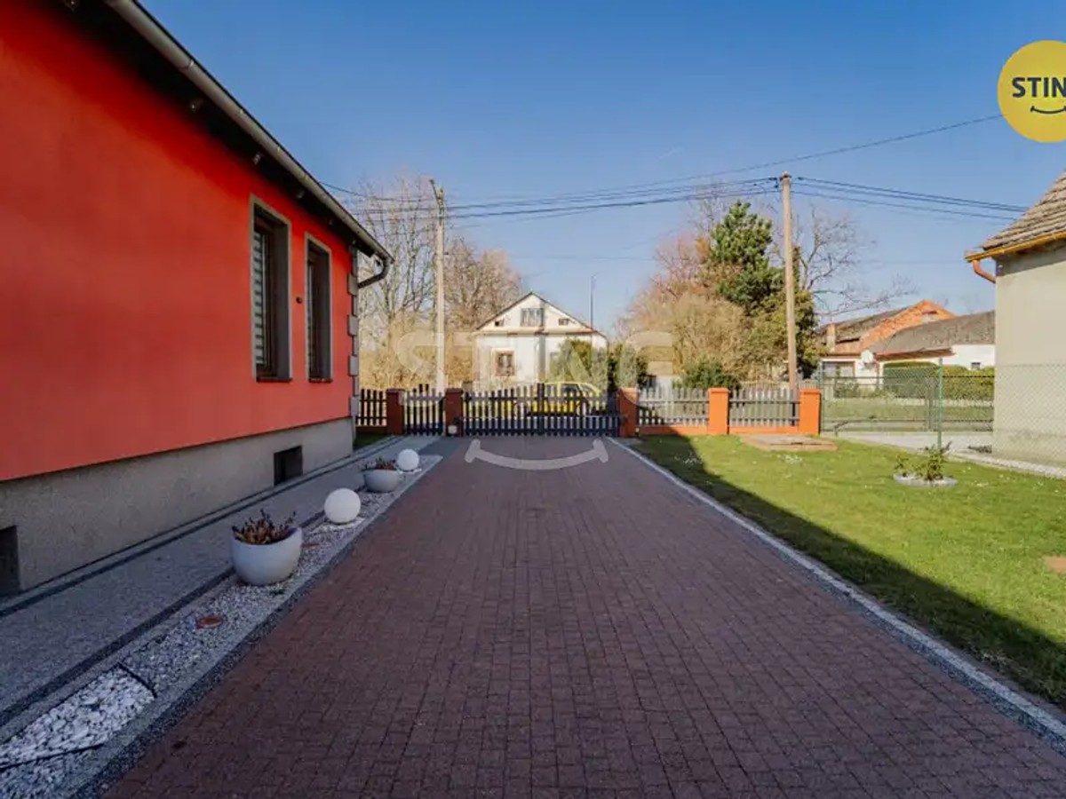 Prodej domu 215 m², pozemek 2159 m²
