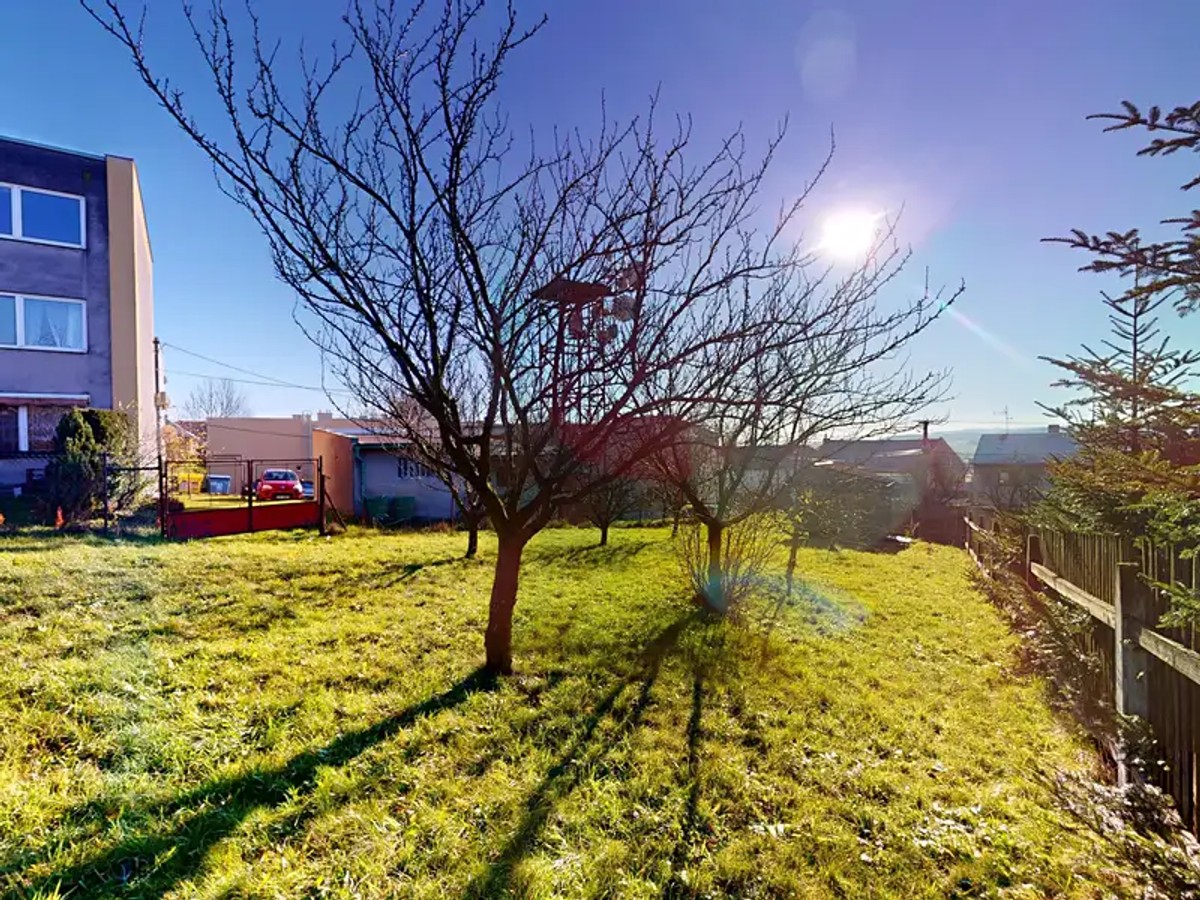 Prodej stavebního pozemku 1229 m²