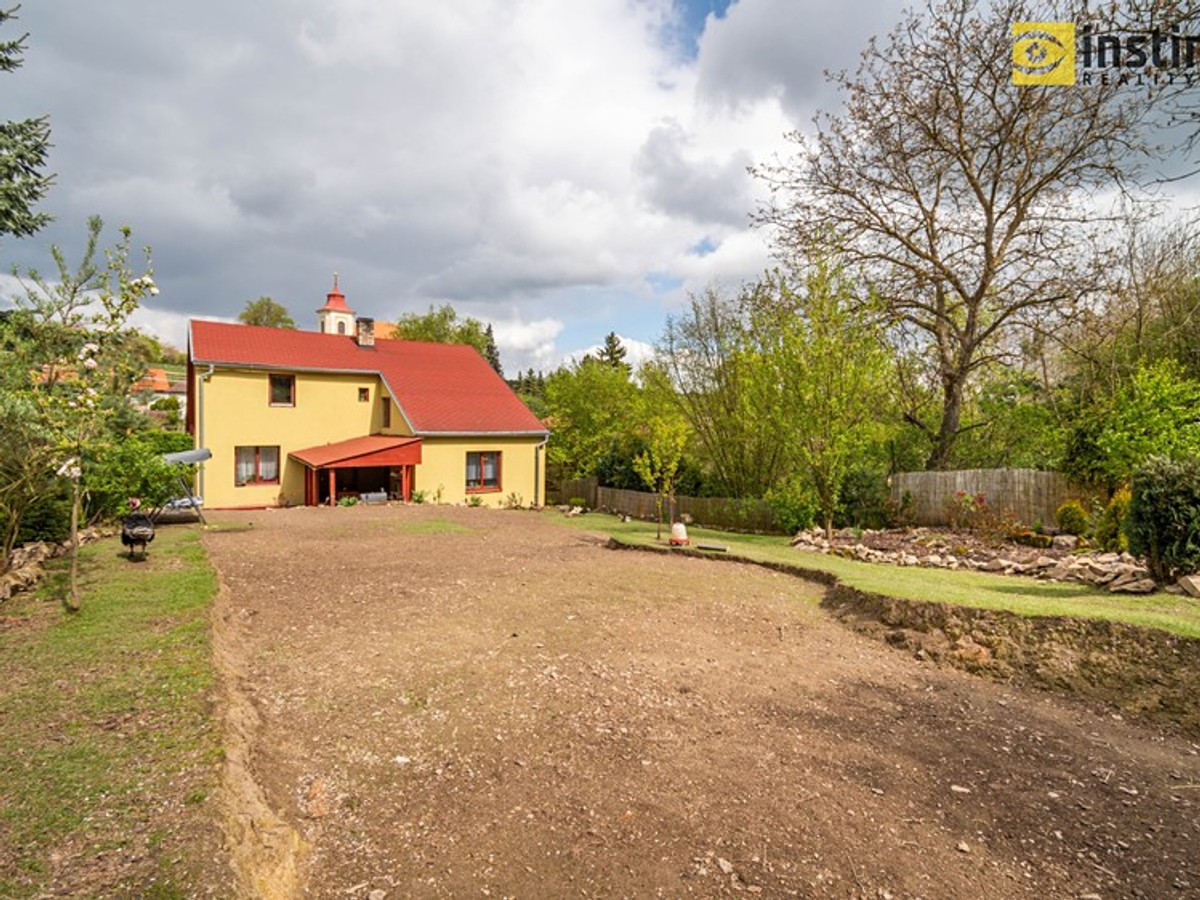 Prodej domu 240 m², pozemek 800 m²