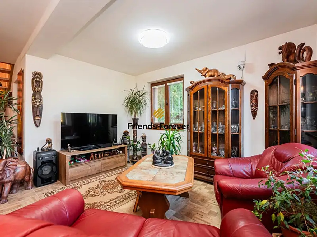 Prodej domu 142 m², pozemek 1619 m²
