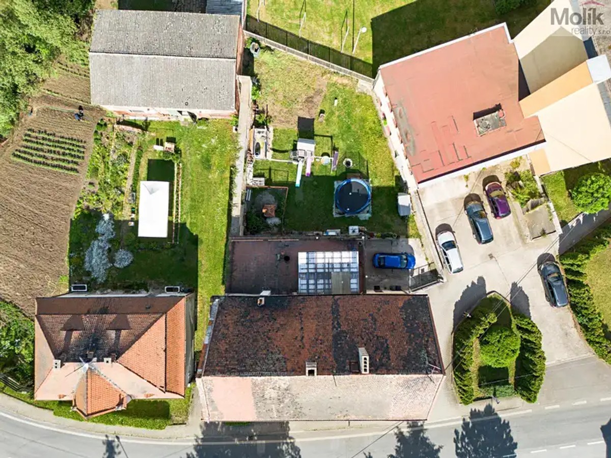 Prodej domu 765 m², pozemek 552 m²