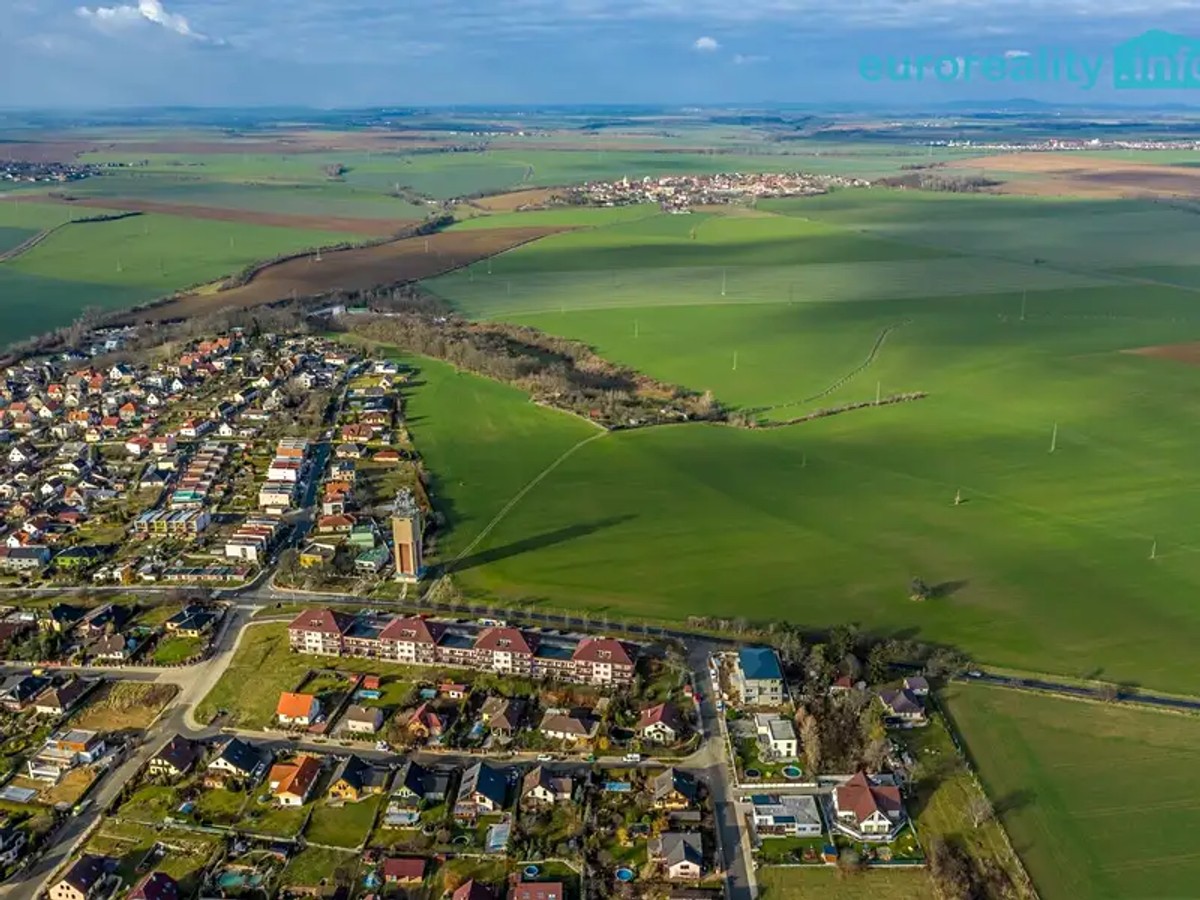 Prodej stavebního pozemku 600 m²