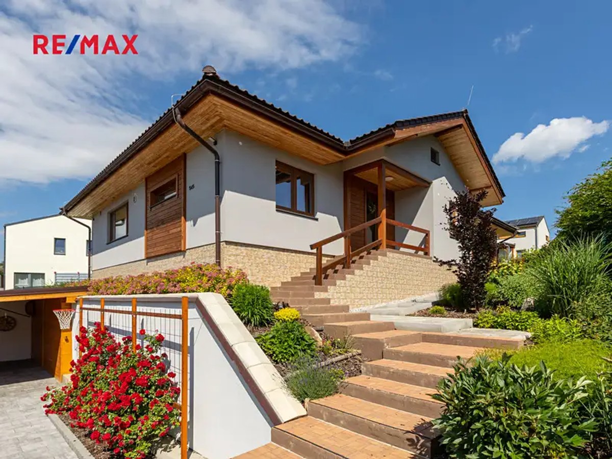 Prodej domu 198 m², pozemek 974 m²