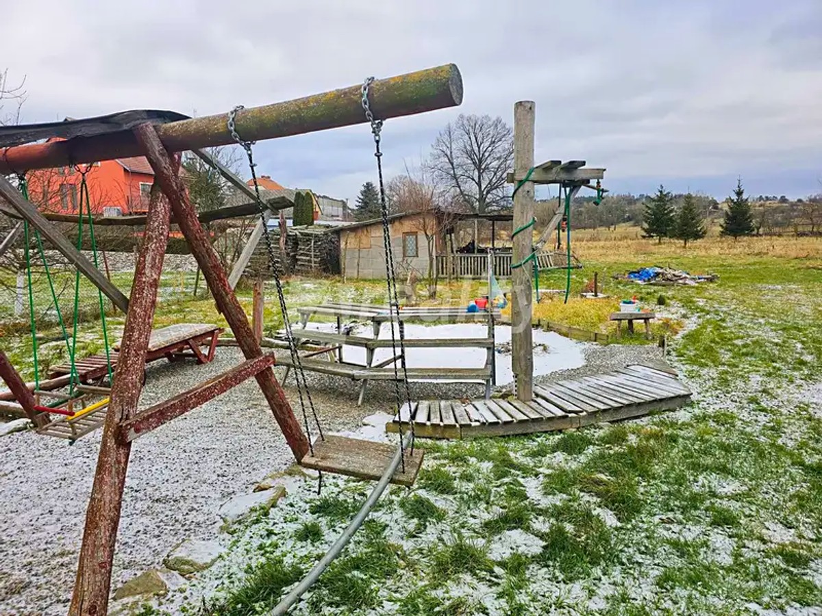 Prodej zemědělské usedlosti 320 m², pozemek 2468 m²