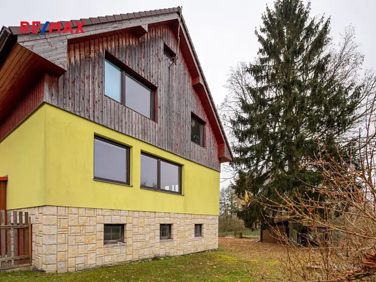 Prodej domu 200 m², pozemek 814 m²