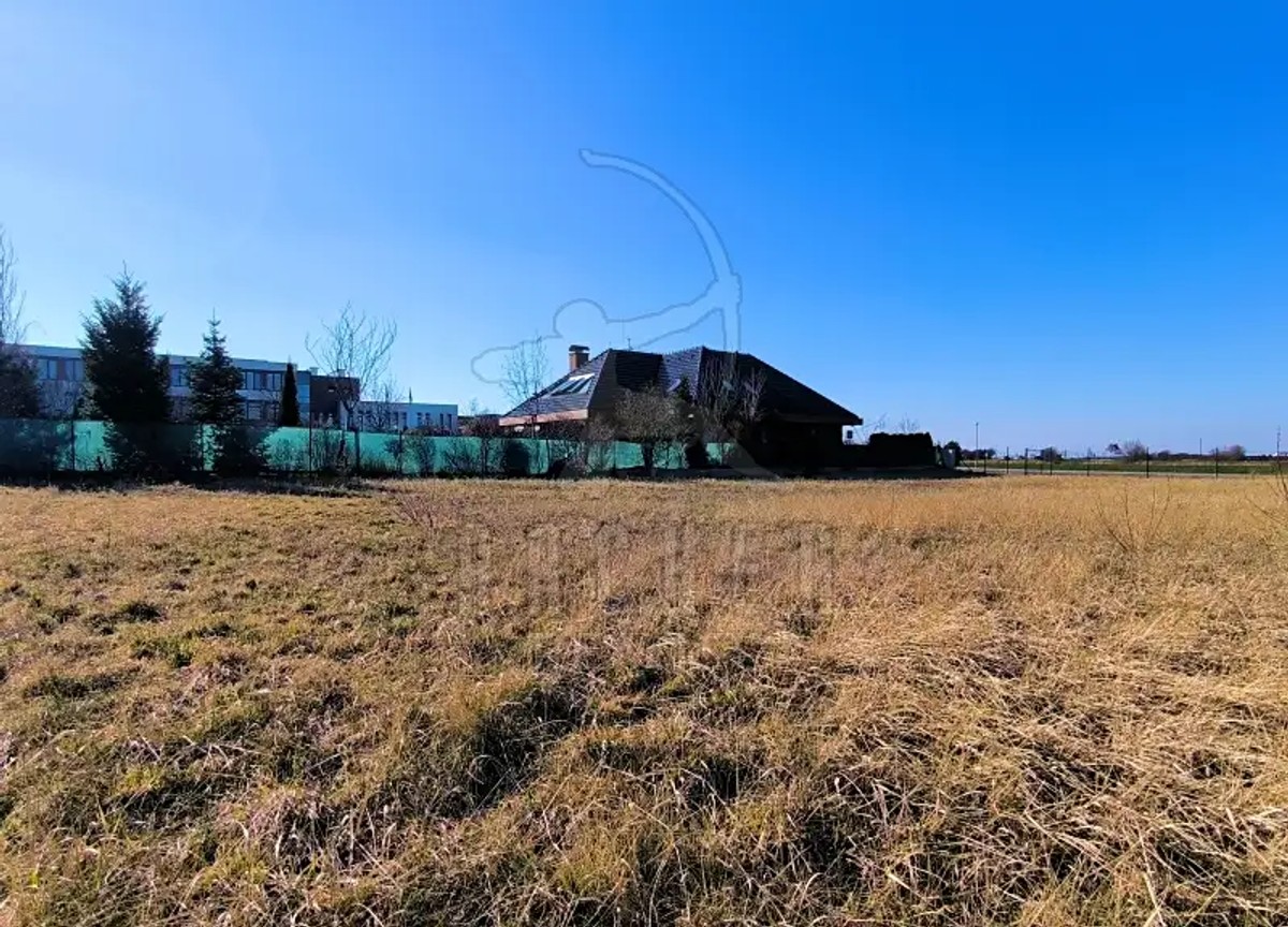 Prodej stavebního pozemku 1354 m²