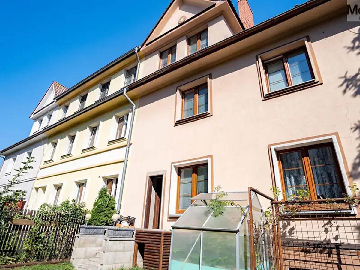 Prodej domu 250 m², pozemek 262 m²