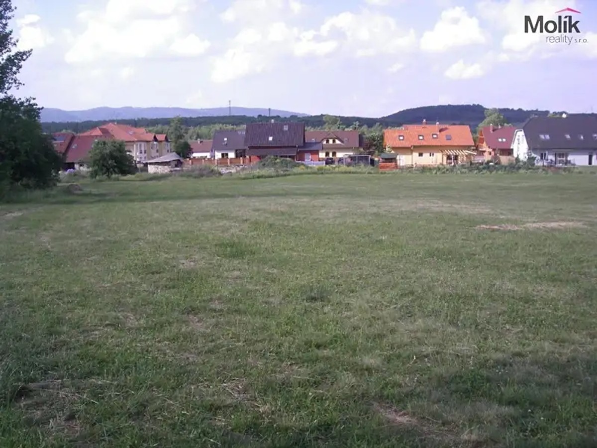 Prodej stavebního pozemku 4169 m²