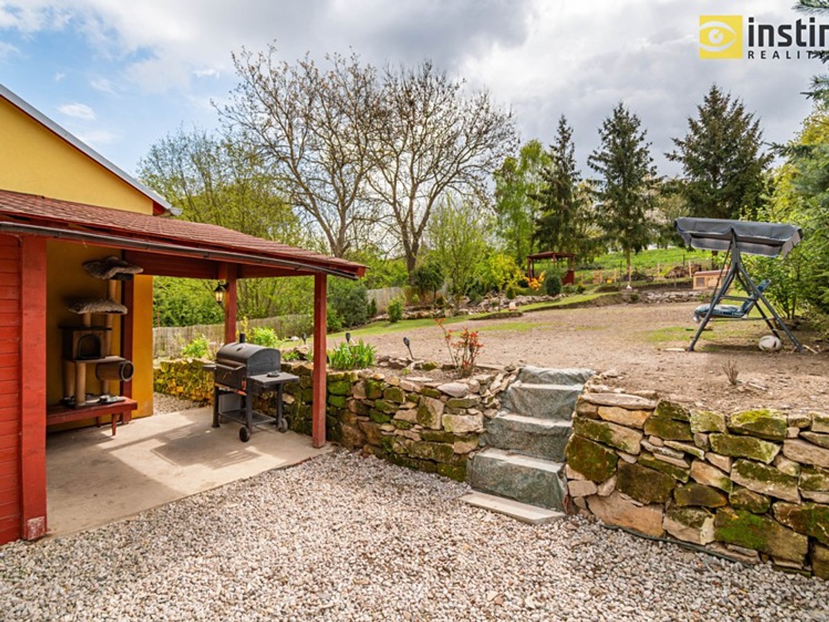 Prodej domu 240 m², pozemek 800 m²