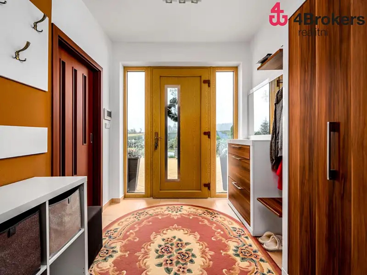 Prodej domu 250 m², pozemek 2816 m²
