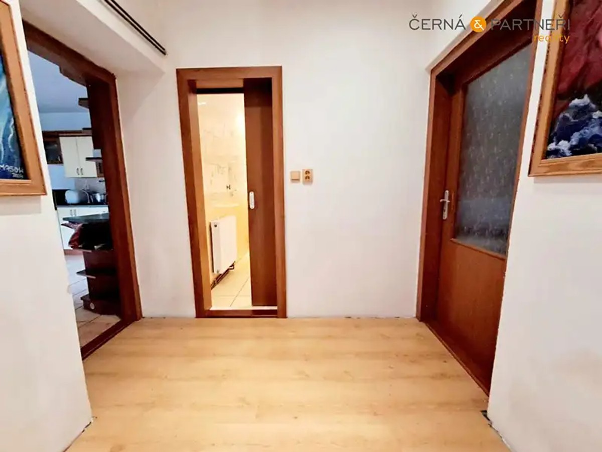 Prodej domu 244 m², pozemek 50 m²