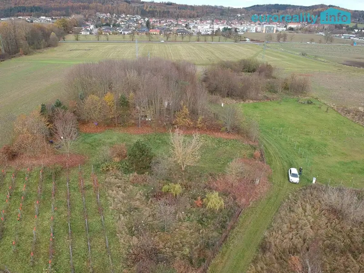 Prodej stavebního pozemku 1351 m²