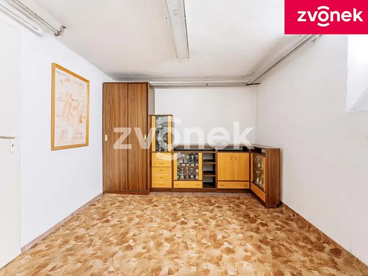 Prodej vily 250 m², pozemek 785 m²