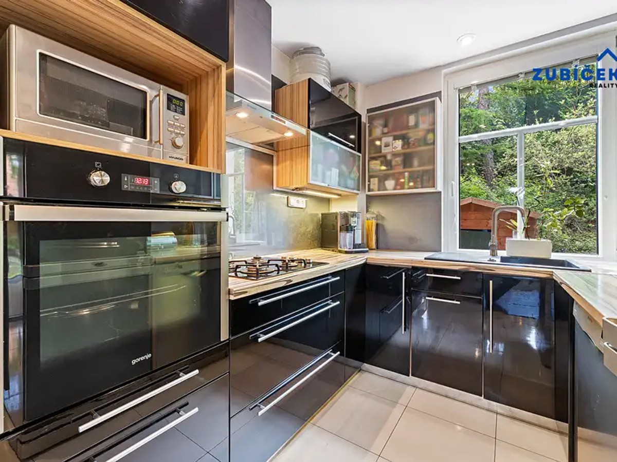 Prodej domu 100 m², pozemek 39 m²