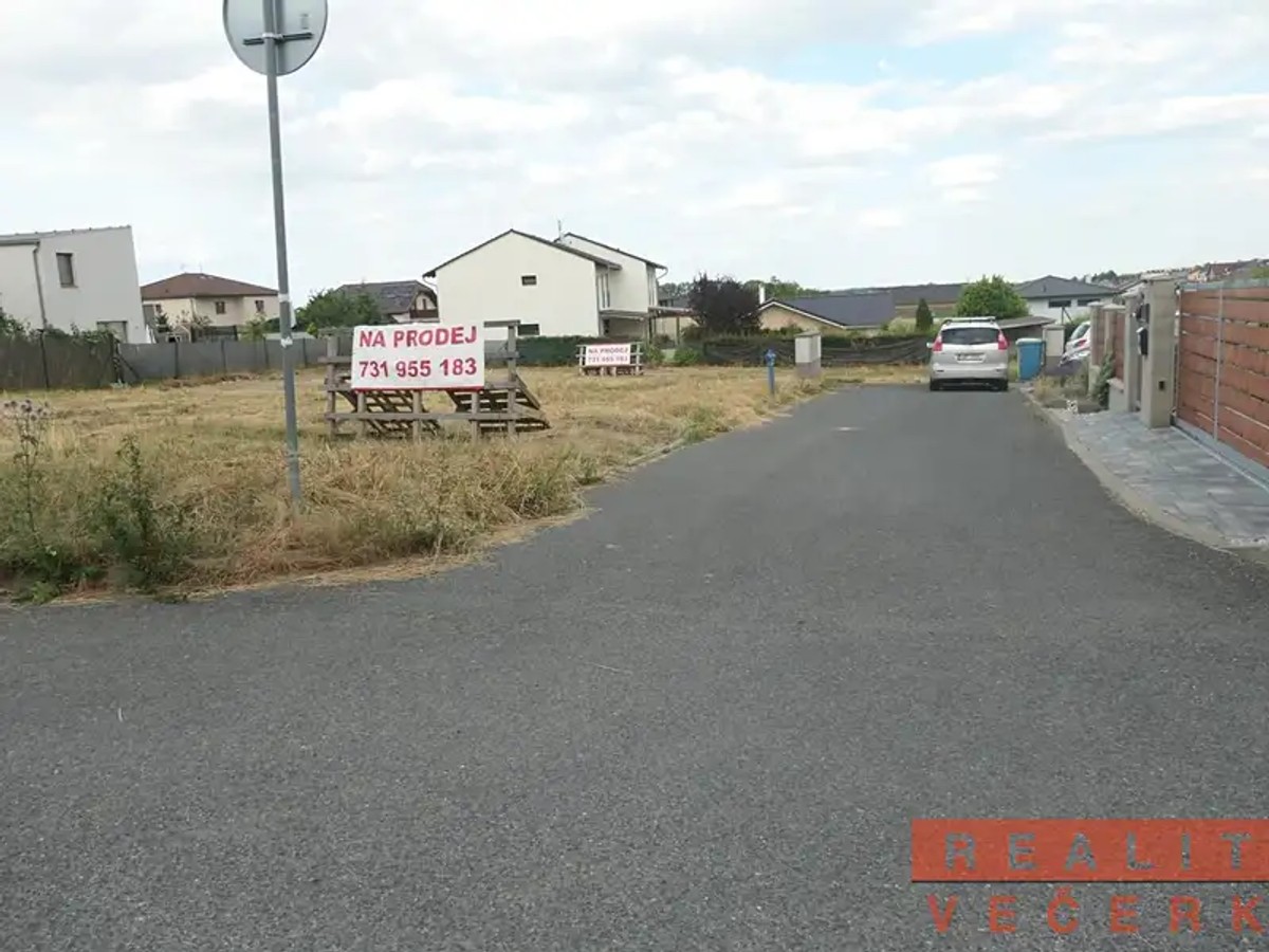 Prodej stavebního pozemku 794 m²