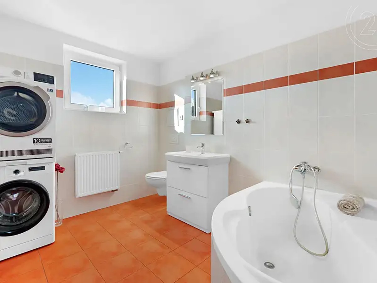Prodej bytu 3+kk 74 m²