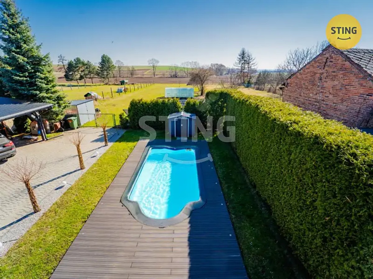 Prodej domu 215 m², pozemek 2159 m²