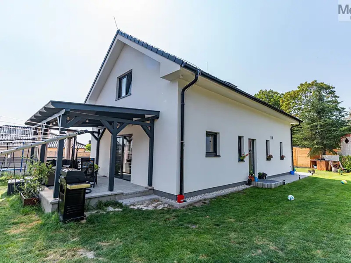 Prodej domu 220 m², pozemek 860 m²