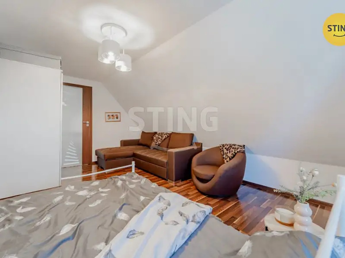 Prodej domu 215 m², pozemek 2159 m²
