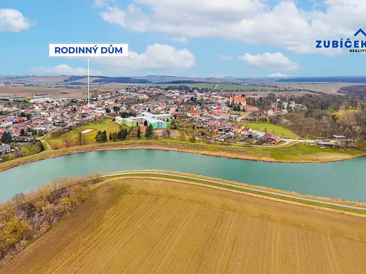 Prodej domu 350 m², pozemek 400 m²