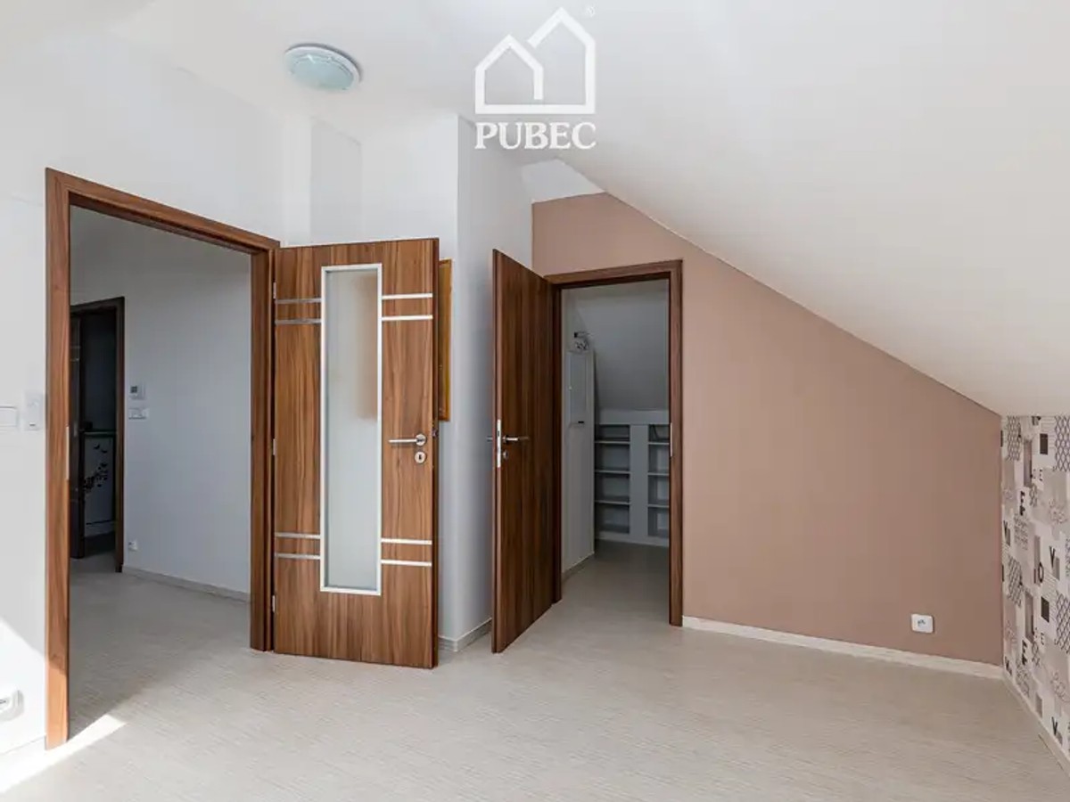 Prodej domu 188 m², pozemek 895 m²