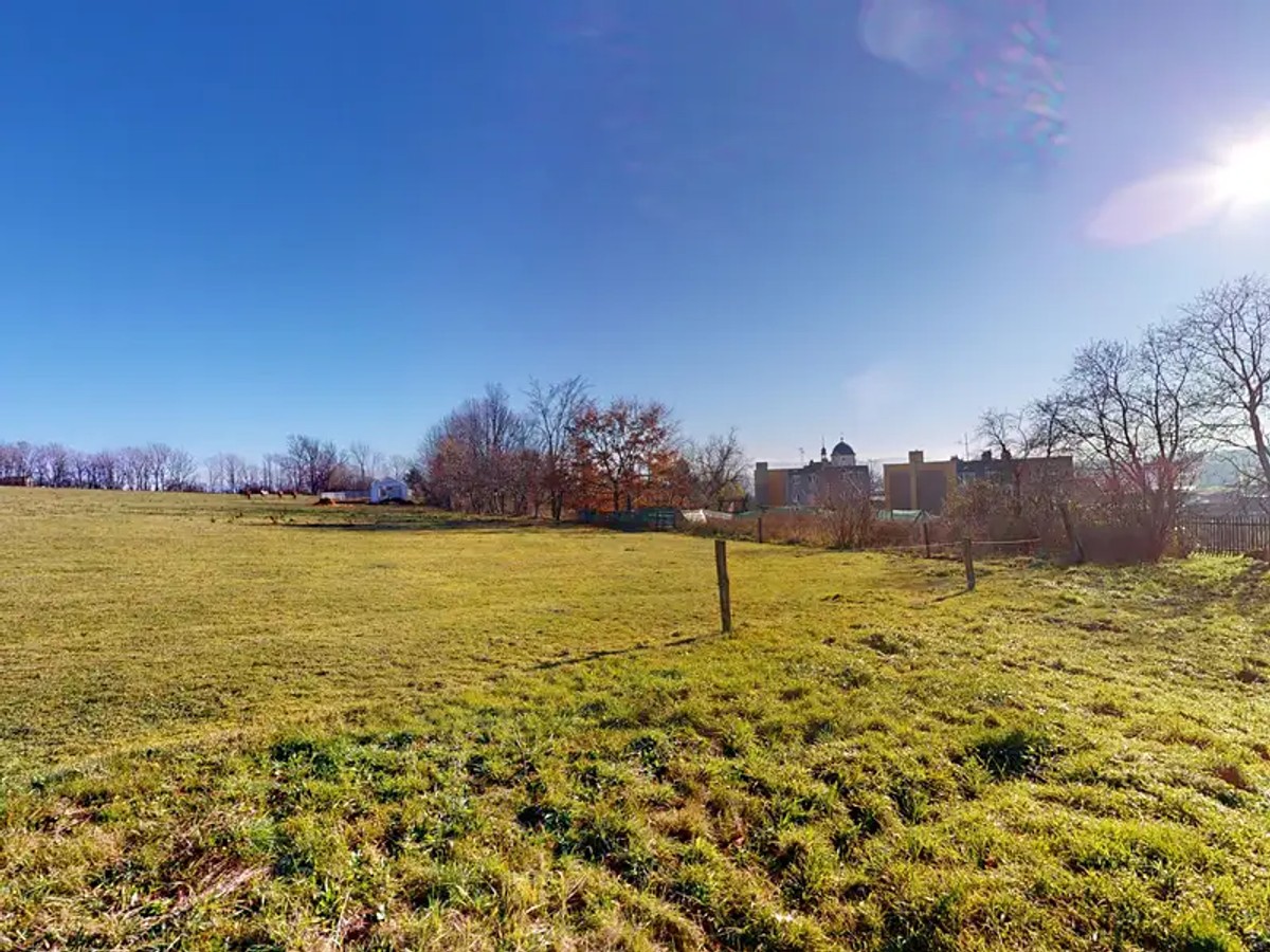 Prodej stavebního pozemku 1229 m²
