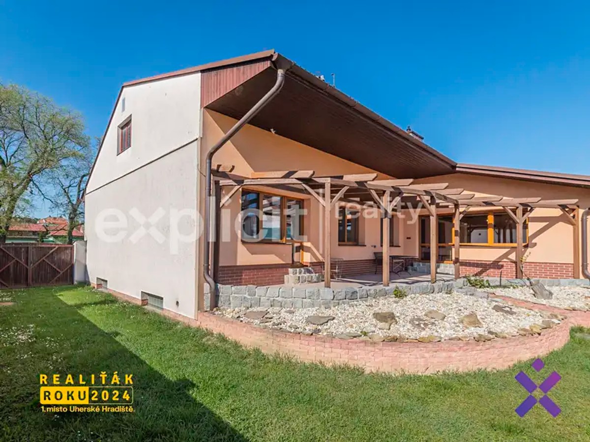 Prodej domu 147 m², pozemek 2555 m²