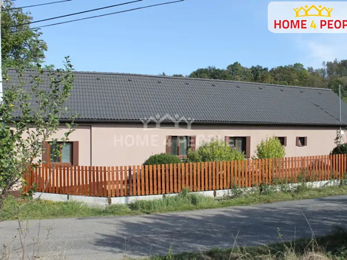 Prodej domu 1099 m², pozemek 1099 m²