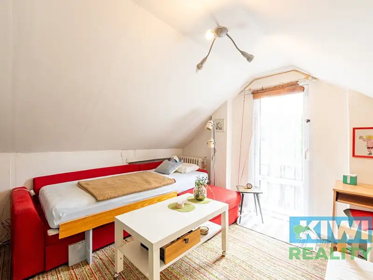 Prodej domu 100 m², pozemek 281 m²