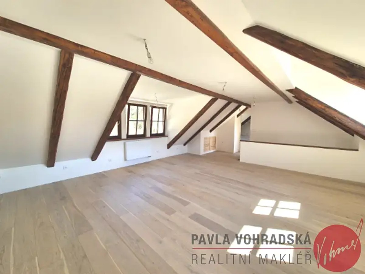 Prodej bytu 4+kk 108 m²