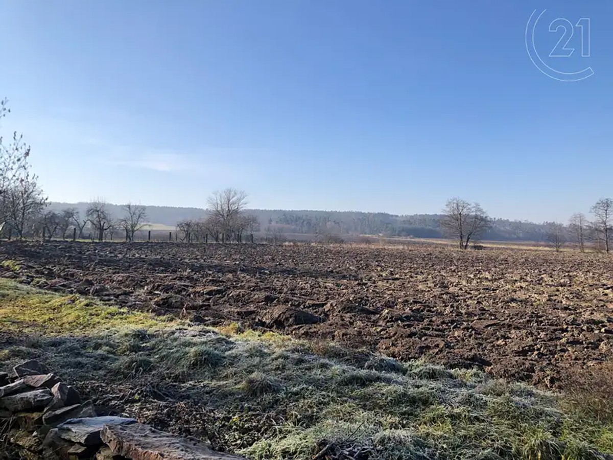 Prodej stavebního pozemku 806 m²