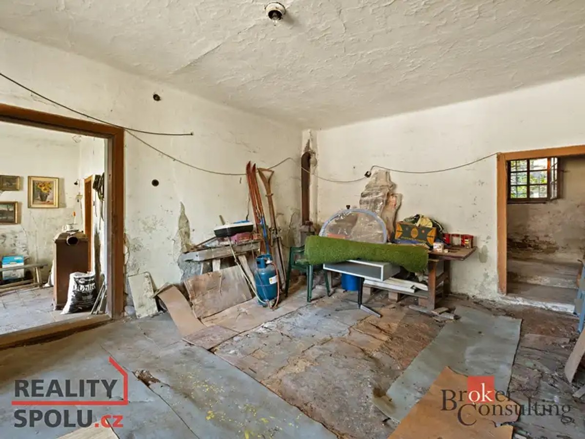 Prodej domu 297 m², pozemek 1378 m²