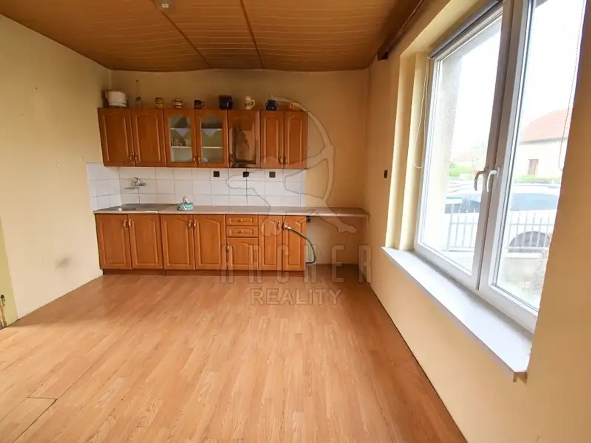 Prodej domu 100 m², pozemek 910 m²