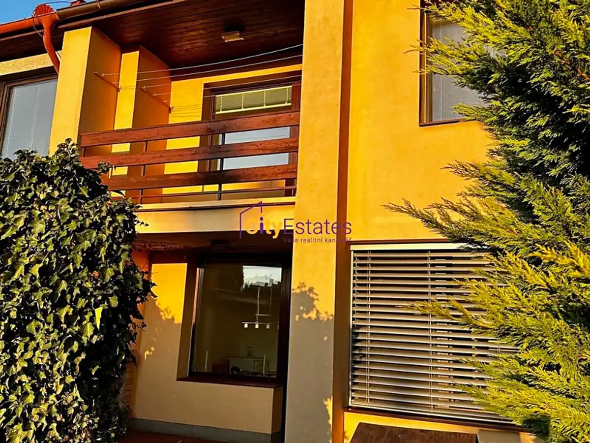Prodej domu 240 m², pozemek 297 m²