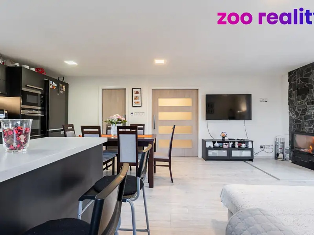 Prodej domu 353 m², pozemek 772 m²