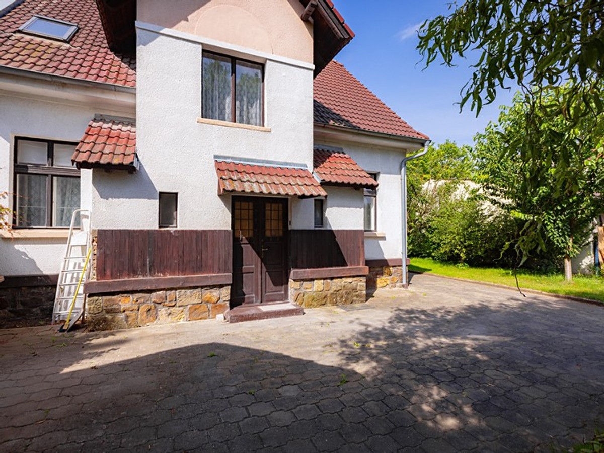 Prodaný dům 232 m², pozemek 586 m²