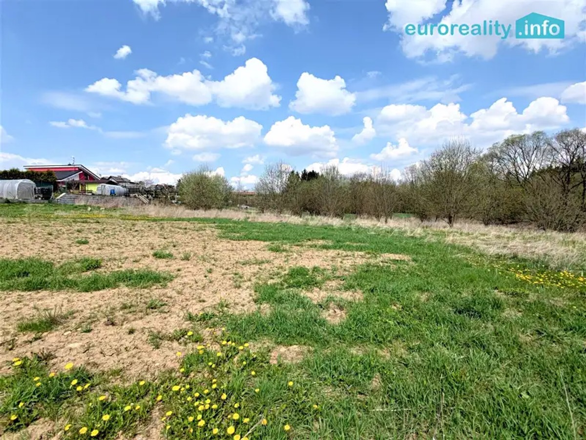 Prodej stavebního pozemku 5800 m²