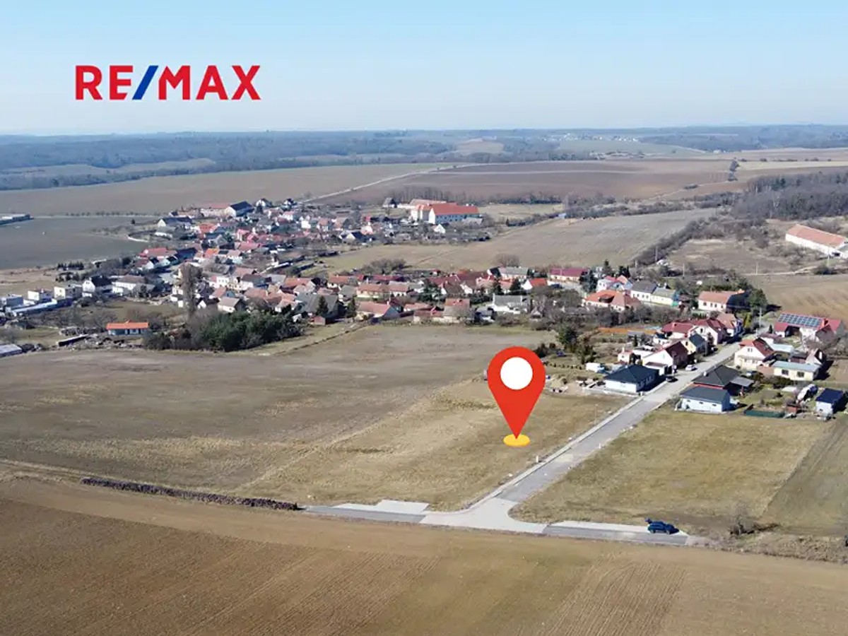 Prodej stavebního pozemku 1500 m²