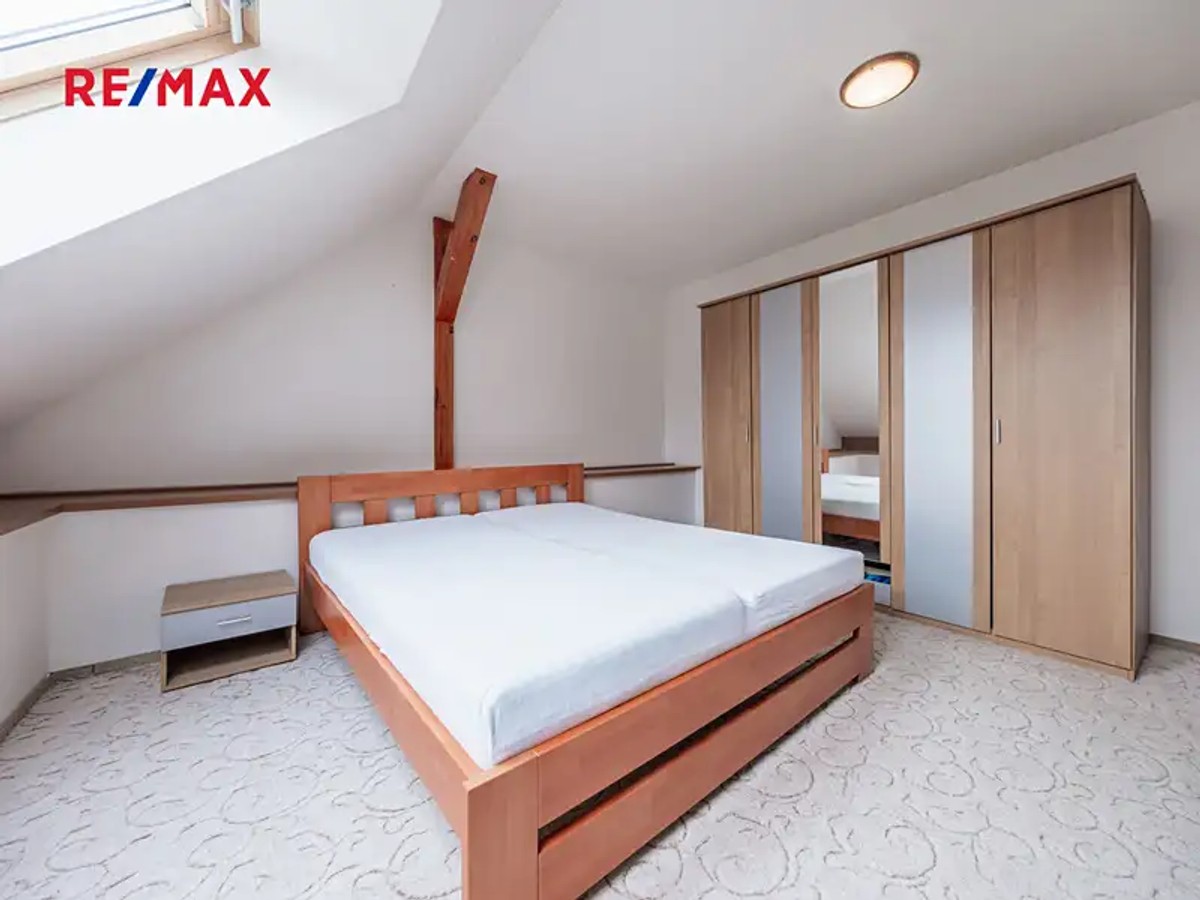 Prodej domu 350 m², pozemek 1872 m²