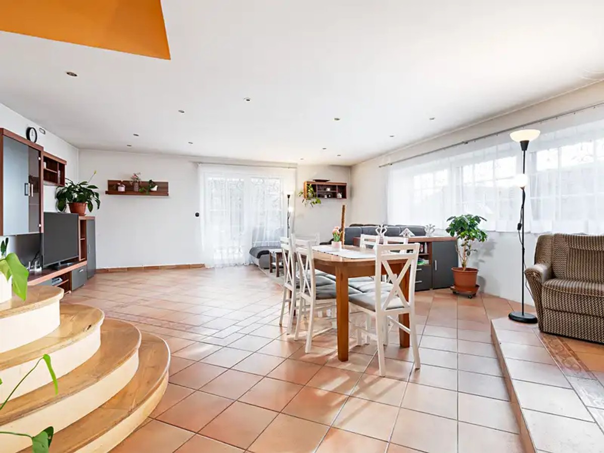 Prodej zemědělské usedlosti 256 m², pozemek 3092 m²