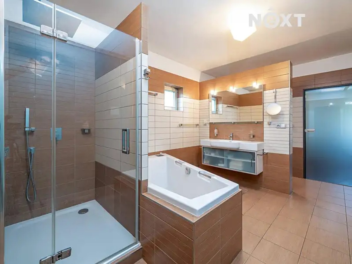 Prodej domu 218 m², pozemek 3501 m²