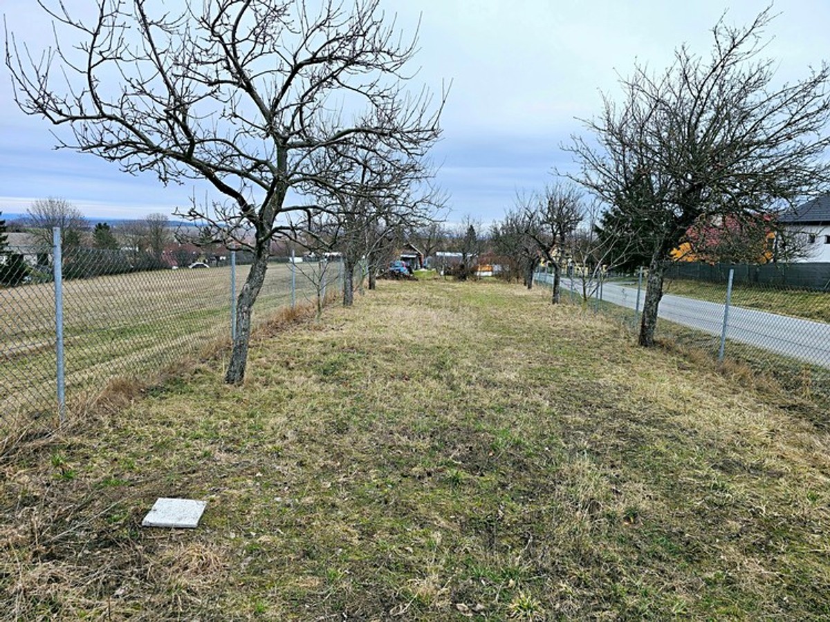 Prodej stavebního pozemku 679 m²