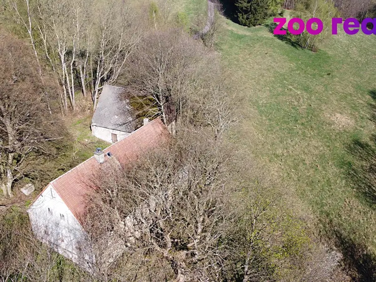 Prodej domu 200 m², pozemek 15554 m²