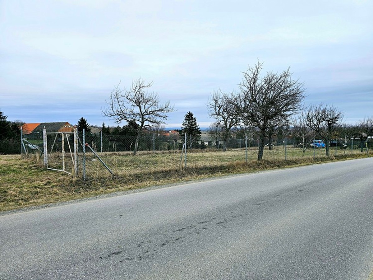 Prodej stavebního pozemku 679 m²