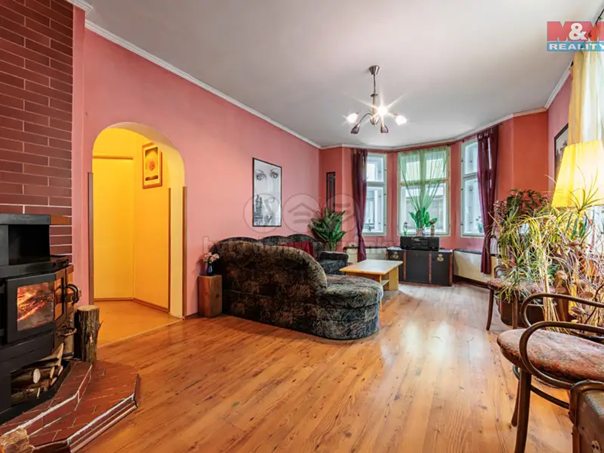 Prodej domu 440 m², pozemek 373 m²