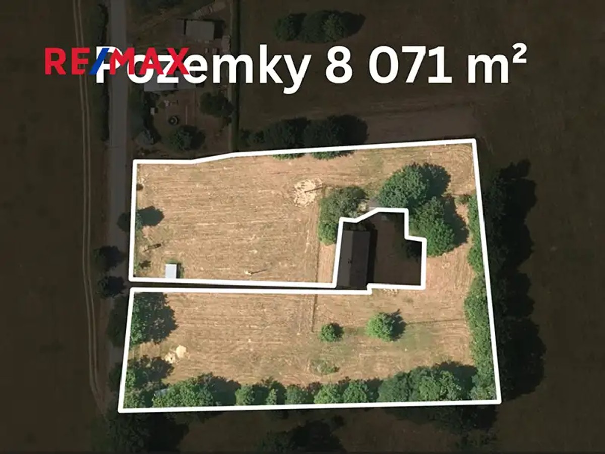Prodej stavebního pozemku 8071 m²