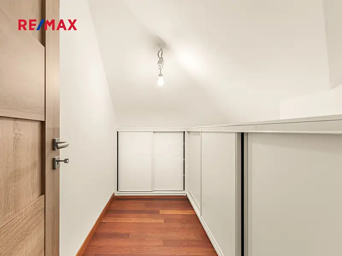 Prodej domu 307 m², pozemek 823 m²